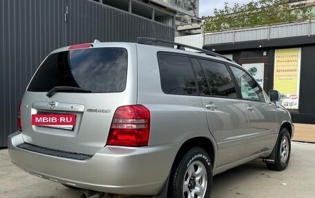 Toyota Highlander III, 2003 год, 850 000 рублей, 2 фотография