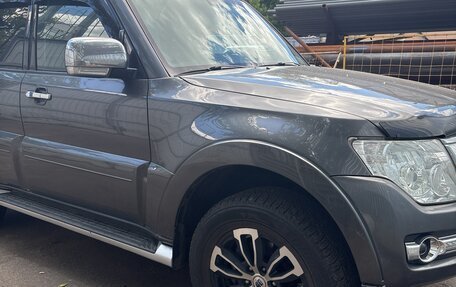 Mitsubishi Pajero IV, 2017 год, 3 100 000 рублей, 2 фотография