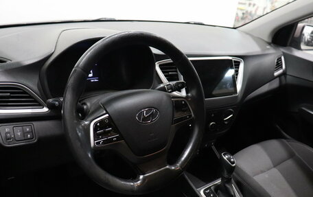 Hyundai Solaris II рестайлинг, 2018 год, 1 165 000 рублей, 8 фотография