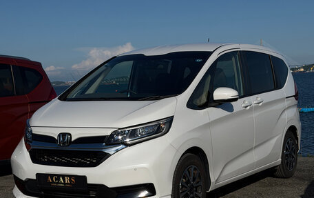 Honda Freed II, 2023 год, 1 450 000 рублей, 5 фотография