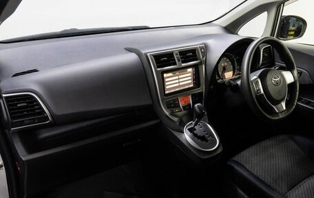 Toyota Ractis II, 2012 год, 1 050 000 рублей, 16 фотография