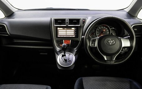 Toyota Ractis II, 2012 год, 1 050 000 рублей, 18 фотография