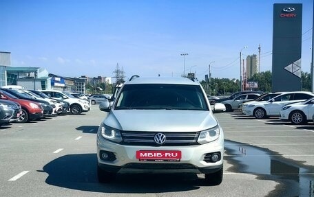 Volkswagen Tiguan I, 2015 год, 1 465 000 рублей, 2 фотография