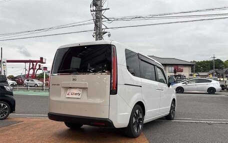 Honda Stepwgn, 2023 год, 1 730 000 рублей, 6 фотография