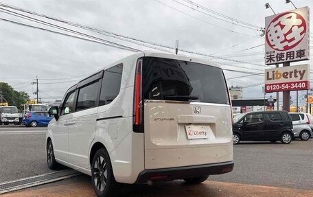 Honda Stepwgn, 2023 год, 1 730 000 рублей, 8 фотография