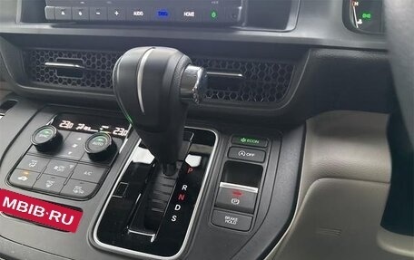 Honda Stepwgn, 2023 год, 1 730 000 рублей, 14 фотография