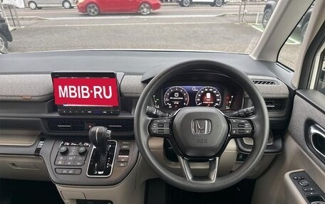 Honda Stepwgn, 2023 год, 1 730 000 рублей, 9 фотография