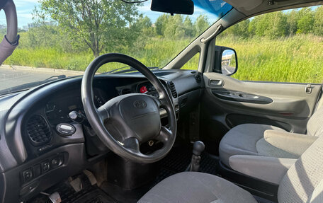 Hyundai H-1 II рестайлинг, 2006 год, 799 000 рублей, 10 фотография