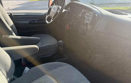 Hyundai H-1 II рестайлинг, 2006 год, 799 000 рублей, 13 фотография