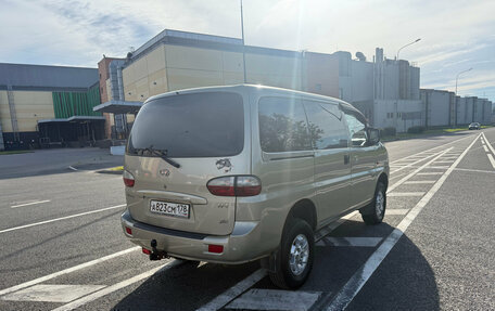 Hyundai H-1 II рестайлинг, 2006 год, 799 000 рублей, 4 фотография
