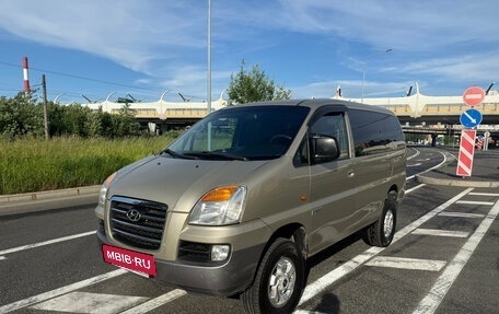 Hyundai H-1 II рестайлинг, 2006 год, 799 000 рублей, 3 фотография