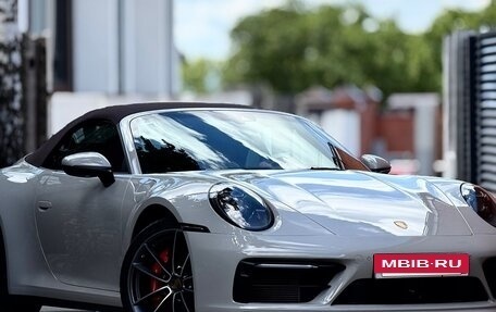 Porsche 911, 2021 год, 17 000 000 рублей, 10 фотография