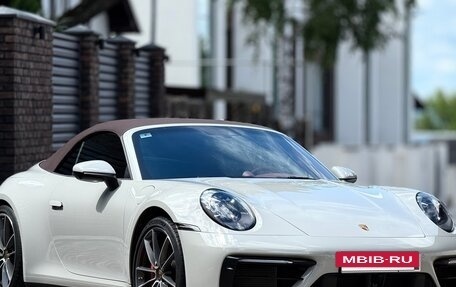 Porsche 911, 2021 год, 17 000 000 рублей, 16 фотография