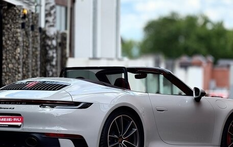 Porsche 911, 2021 год, 17 000 000 рублей, 15 фотография