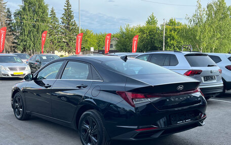 Hyundai Elantra, 2021 год, 2 350 000 рублей, 6 фотография