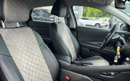 Hyundai Elantra, 2021 год, 2 350 000 рублей, 31 фотография