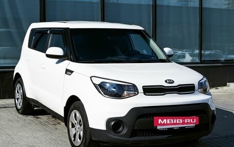 KIA Soul II рестайлинг, 2018 год, 1 729 000 рублей, 7 фотография