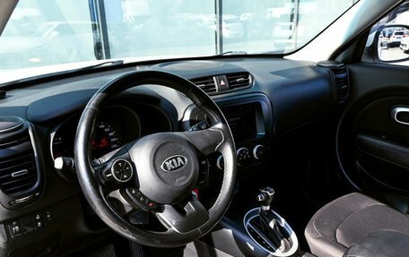 KIA Soul II рестайлинг, 2018 год, 1 729 000 рублей, 15 фотография