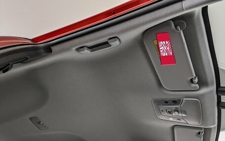 Toyota Prius IV XW50, 2017 год, 1 930 000 рублей, 22 фотография