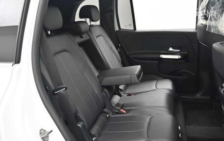 Mercedes-Benz GLB, 2022 год, 2 581 010 рублей, 12 фотография