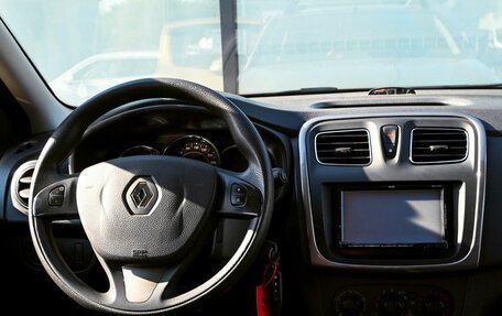 Renault Sandero II рестайлинг, 2015 год, 922 000 рублей, 19 фотография