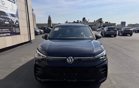 Volkswagen Tiguan, 2026 год, 4 549 000 рублей, 3 фотография