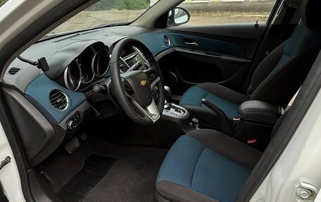 Chevrolet Cruze II, 2012 год, 800 000 рублей, 5 фотография