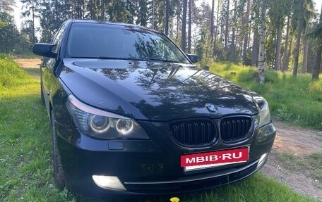 BMW 5 серия, 2008 год, 900 000 рублей, 5 фотография