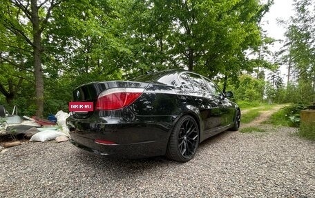 BMW 5 серия, 2008 год, 900 000 рублей, 23 фотография