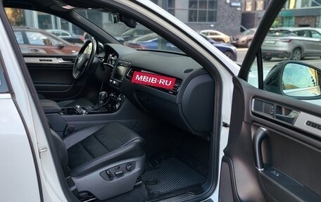 Volkswagen Touareg III, 2018 год, 4 200 000 рублей, 11 фотография