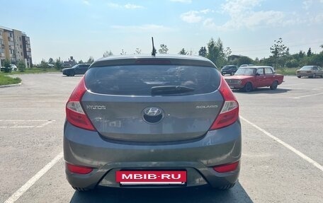 Hyundai Solaris II рестайлинг, 2012 год, 750 000 рублей, 6 фотография