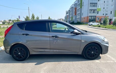 Hyundai Solaris II рестайлинг, 2012 год, 750 000 рублей, 8 фотография