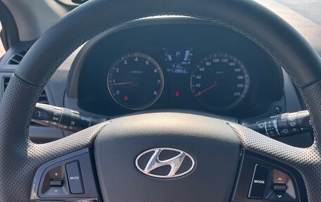 Hyundai Solaris II рестайлинг, 2012 год, 750 000 рублей, 11 фотография