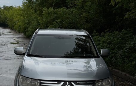 Mitsubishi Outlander III рестайлинг 3, 2012 год, 1 100 000 рублей, 15 фотография
