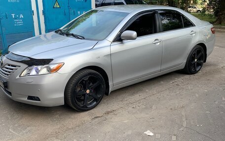 Toyota Camry, 2008 год, 999 999 рублей, 3 фотография