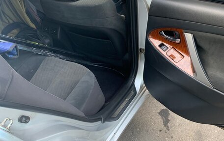 Toyota Camry, 2008 год, 999 999 рублей, 9 фотография
