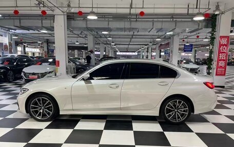 BMW 3 серия, 2021 год, 2 680 000 рублей, 7 фотография