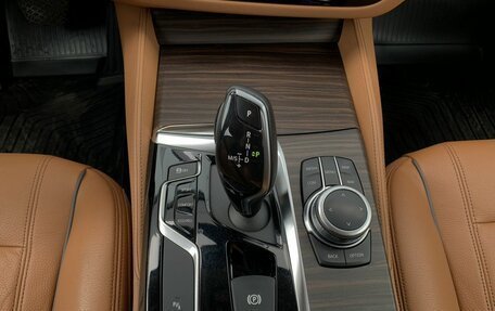BMW 5 серия, 2018 год, 3 729 000 рублей, 20 фотография