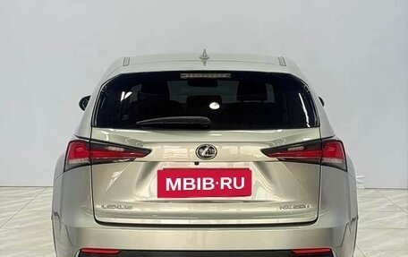 Lexus NX I, 2021 год, 2 850 000 рублей, 5 фотография