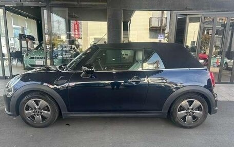 MINI Cabrio, 2023 год, 2 300 000 рублей, 5 фотография