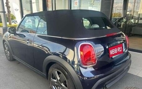 MINI Cabrio, 2023 год, 2 300 000 рублей, 6 фотография