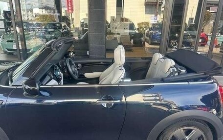 MINI Cabrio, 2023 год, 2 300 000 рублей, 13 фотография