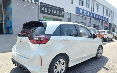 Honda Fit, 2023 год, 1 125 000 рублей, 6 фотография
