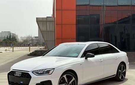 Audi A4, 2022 год, 2 100 000 рублей, 1 фотография