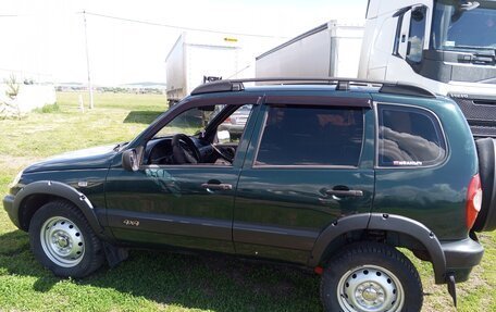 Chevrolet Niva I рестайлинг, 2005 год, 185 000 рублей, 2 фотография