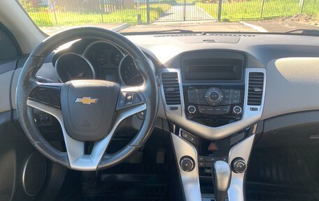 Chevrolet Cruze II, 2011 год, 520 000 рублей, 9 фотография