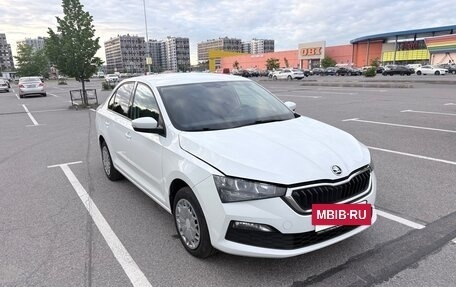 Skoda Rapid II, 2021 год, 1 385 000 рублей, 3 фотография