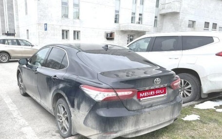 Toyota Camry, 2021 год, 2 720 000 рублей, 6 фотография