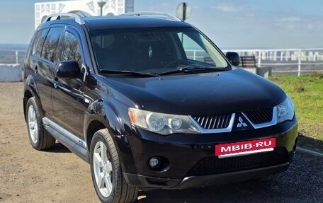Mitsubishi Outlander III рестайлинг 3, 2008 год, 777 000 рублей, 3 фотография