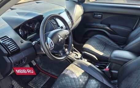 Mitsubishi Outlander III рестайлинг 3, 2008 год, 777 000 рублей, 7 фотография